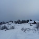 В Тверской области семья с тремя детьми оказалась заблокирована в заваленной снегом деревне