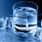 Потребление холодной воды несет пользу или вред для организма?