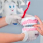 Детский стоматолог в Ржеве навязывает платные услуги с помощью обмана?
