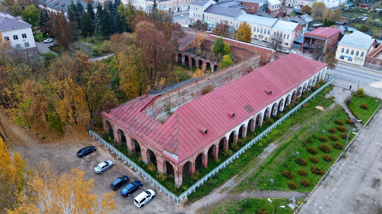 Коммунисты продолжают борьбу за сохранение архитектурного памятника в Вышнем Волочке