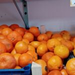 В Твери выявили мандарины, хурму и яблоки, представляющие риск для потребителей