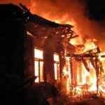 В Кувшиново сгорел многоквартирный дом. Погорельцы, в том числе многодетные семьи, нуждаются в помощи