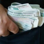 Руководитель предприятия в Тверской области присваивал себе казённые деньги