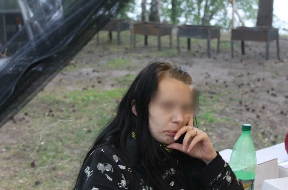В Псковской области мать три месяца жила с мертвыми детьми