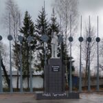 В Удомле вандалы осквернили памятник Ленину. Ранее случай вандализма произошёл к Кимрах