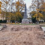 Бологовцы обеспокоены затянувшимся благоустройством мемориального комплекса «Вечный огонь»
