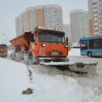 Снег в Твери убирают 20 машин. Но достаточно ли этого?