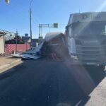 В Тверской области столкнулись два тяжёлых грузовика, водитель одной из машин погиб