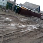 В Ржевском округе жители деревни отрезаны от города из-за непроезжей дороги