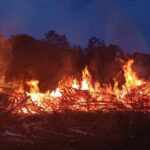 В Калининском районе люди опасаются за свою жизнь из-за пожаров и просят принять меры к владельцам местных пилорам