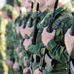 В Тверской области военнослужащие при заключении контракта будут получать выплату свыше миллиона рублей