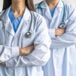 Большинство россиян одобряет идею обязательных отработок для выпускников медвузов Большинство россиян одобряет идею обязательных отработок для выпускников медвузов