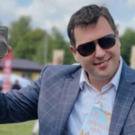 Мищенко будто обрезали: депутаты обязали и. о. главы Бологовского района уйти в отставку с 22 апреля Мищенко будто обрезали: депутаты обязали и. о. главы Бологовского района уйти в отставку с 22 апреля