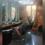 В тверском барбершопе клиентов стриг подсобный рабочий из Средней Азии