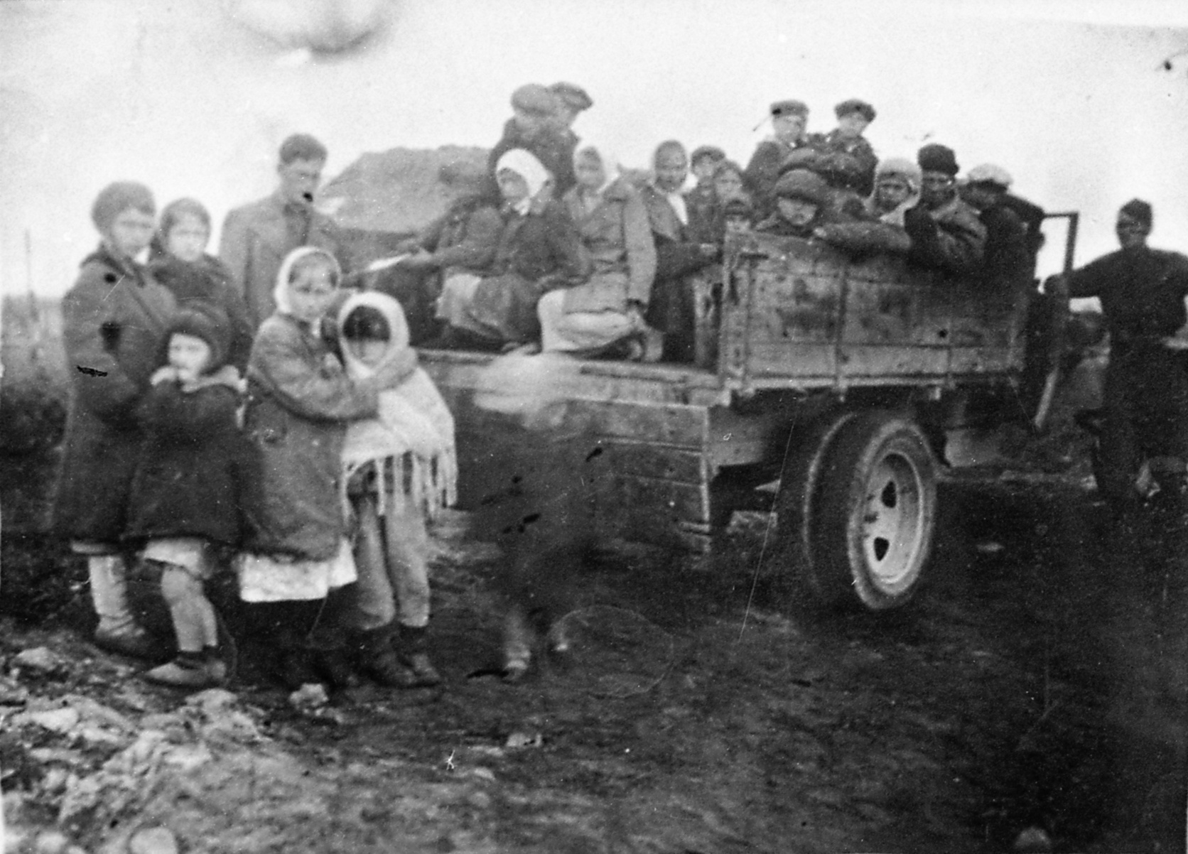 Виртуальная выставка архивных документов: "Эвакуация в годы Великой Отечественной войны: судьбы, учреждения, события, память"