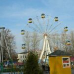 В Ржеве демонтируют колесо обозрения