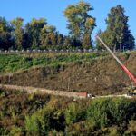 «С такой горочки — прям в травматологию!» Почему ремонт спуска по направлению к Волге встревожил ржевитян?