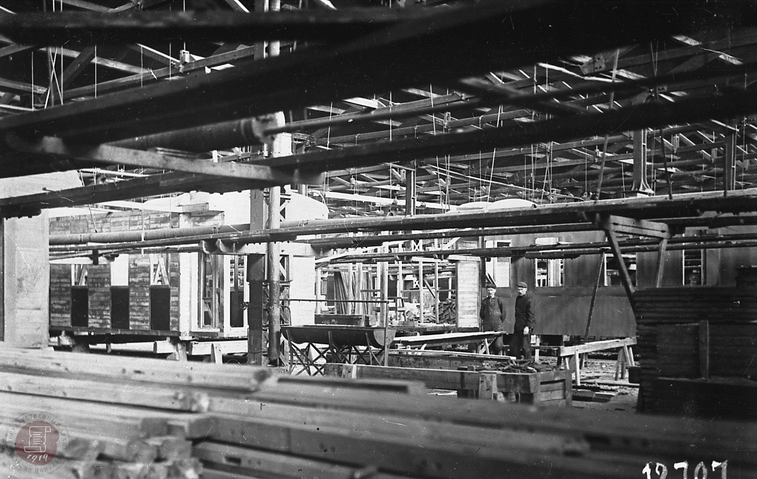 Участок цеха Тверского вагоностроительного завода. Начало XX в.