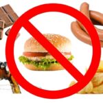 Названы самые опасные магазинные продукты