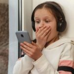 Десятилетняя школьница из Твери оформила на маму кредитку и расплатилась ей с мошенниками