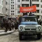 Почему при коммунистах давали квартиры бесплатно, а сейчас нет