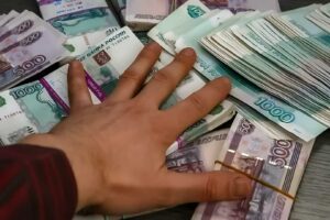 Внутренний враг: в Тверской области расхищали деньги, выделенные на восстановление пострадавших от БПЛА домов