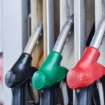 В Тверской области обрушились цены на бензин