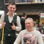 Парикмахер из Удомли установил мировой рекорд по непрерывной стрижке