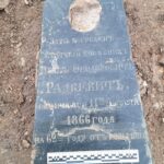 В стене Речного вокзала в Твери нашли могильную плиту царского времени