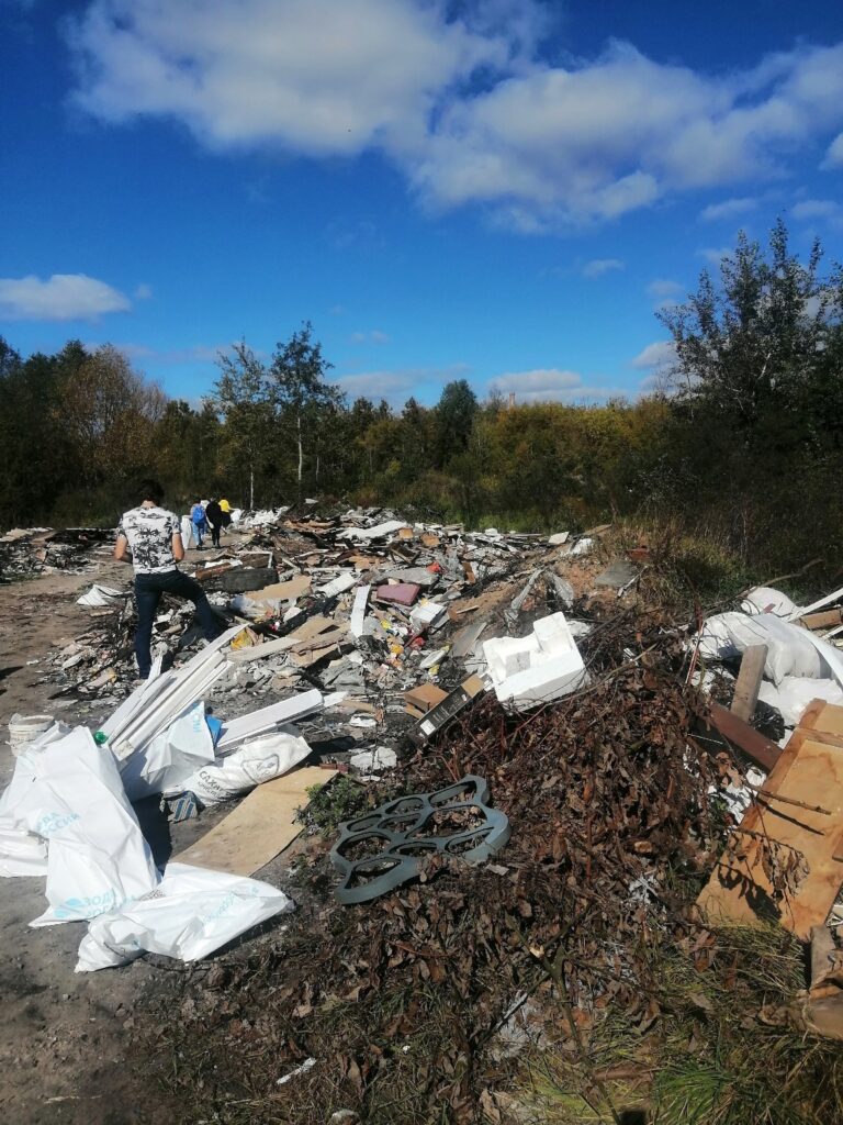 Свалка на берегу Волги