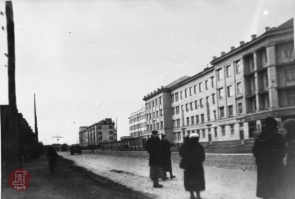 Проспект Калинина в г. Калинине. 1930-е гг. // ГАТО. Ф. Ф-1. Оп. 3. Д. 398.