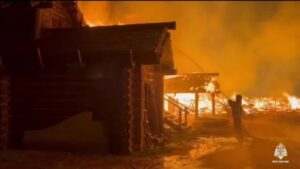 Под Тверью огонь уничтожил киношную «белокаменную Москву» для фильма «Молодинская битва»