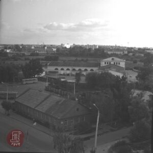 Панорама торговых рядов центрального рынка г. Калинина. Вид с улицы Ефимова. 1978 г. // ГАТО. Ф. Ф-3. Оп. 1. Д. 3690. (фото - В.Д. Максимов).