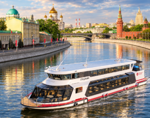 Электросуда на Москве-реке: как выглядит прогулка без дизеля и шума